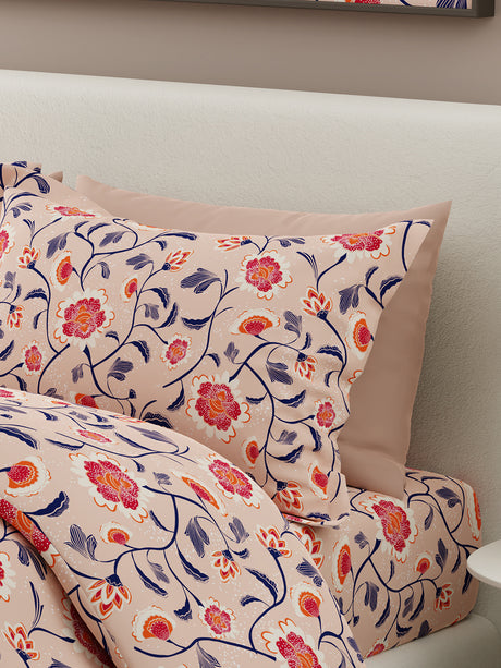 Siesta 100% Cotton 200 TC Pink Floral Print King Bedsheet with 2 Pillow Covers