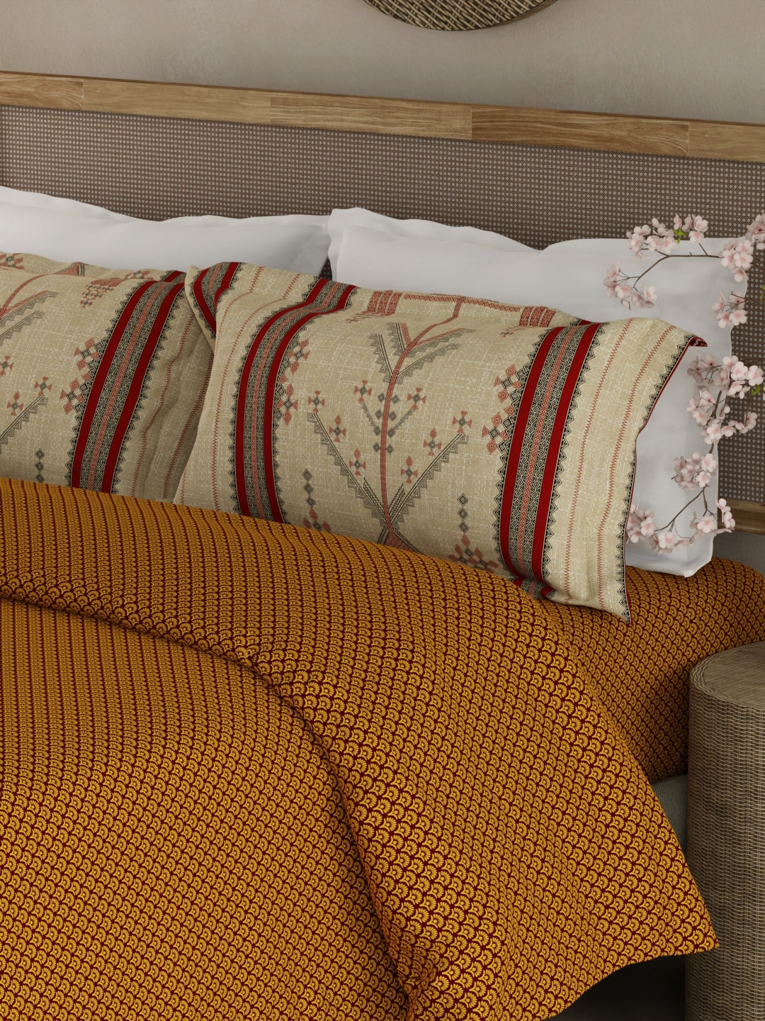 Heritage Walk 100% Egyptian Cotton 200 TC Yellow Ethnic Print King Bedsheet with 2 Pillow Covers
