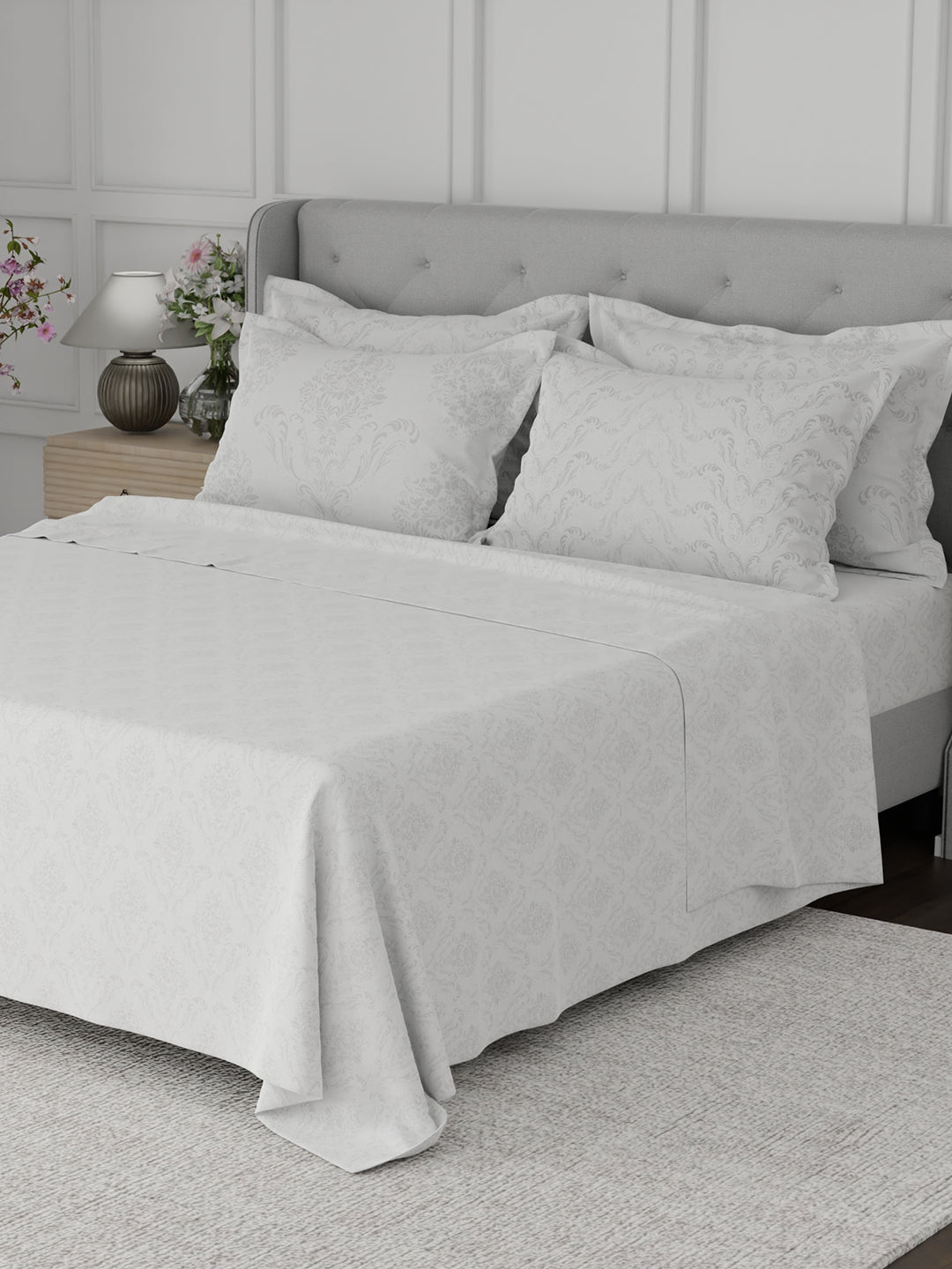Platinum Pulse 100% Cotton 800 TC White Digitally Printed King Bedsheet with 4 Pillow Covers