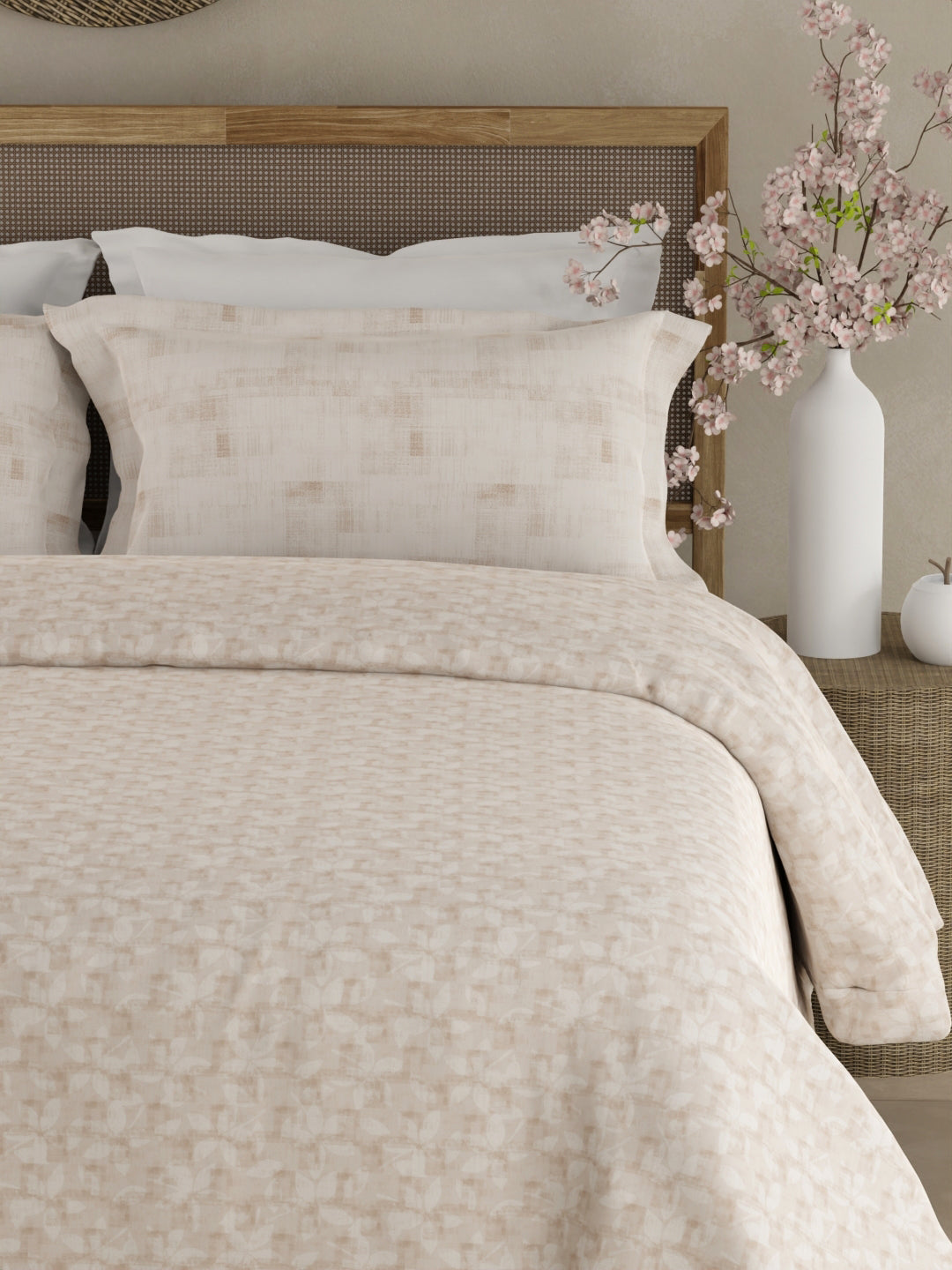 Valatia 100% Cotton 200 TC Double Bedsheet with 2 Pillow Covers - Beige Floral