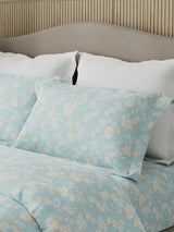 Stylish double bedsheet for modern bedroom décor