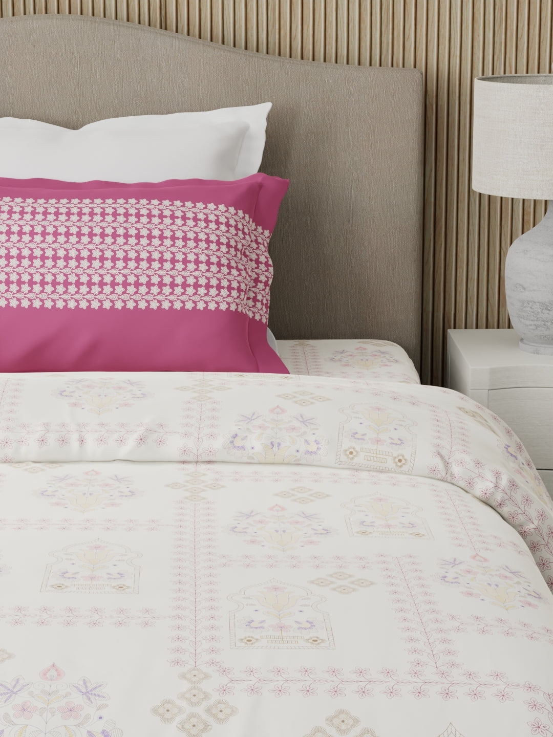 Valatia 100% Cotton 200 TC Karigari Printed Single Bedsheet with 1 Pillow Cover - Pink & White