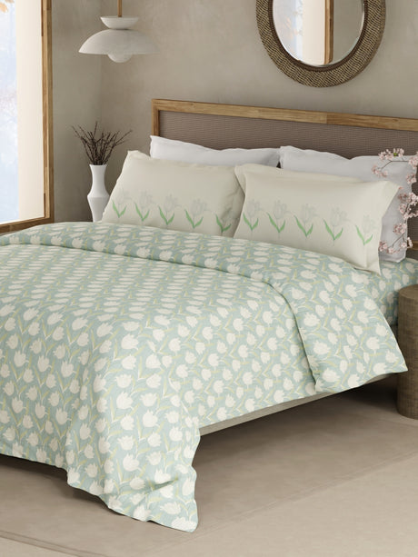 Valatia 100% Cotton 200 TC Blue & White Floral King Bedsheet with 2 Pillow Covers